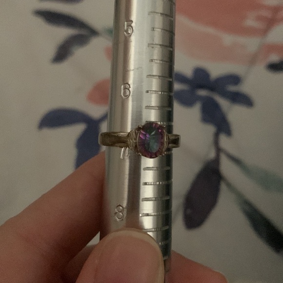 Size 7 Fluorite sterling silver ring with whale tail bezel 🐳 - Picture 3 of 3